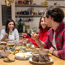 Load image into Gallery viewer, Herbalife Nutrition Cookbook Volume 1