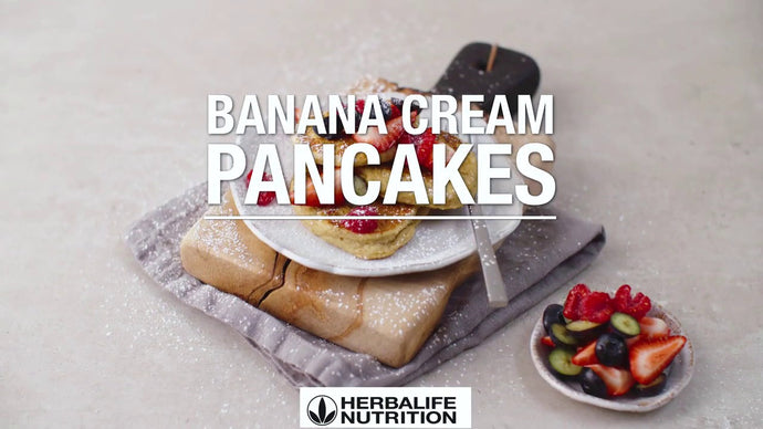 Quick & Easy Herbalife Banana Cream Pancakes 🍌